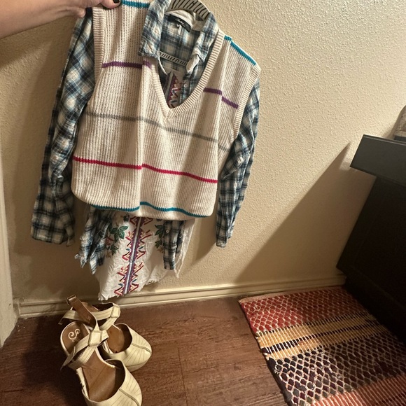 Soft and casual vintage striped vest size Medium - Picture 4 of 4